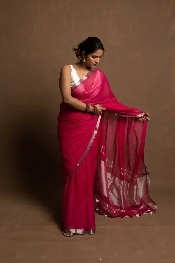 Beauty Mul Cotton Saree With Zari Pallu