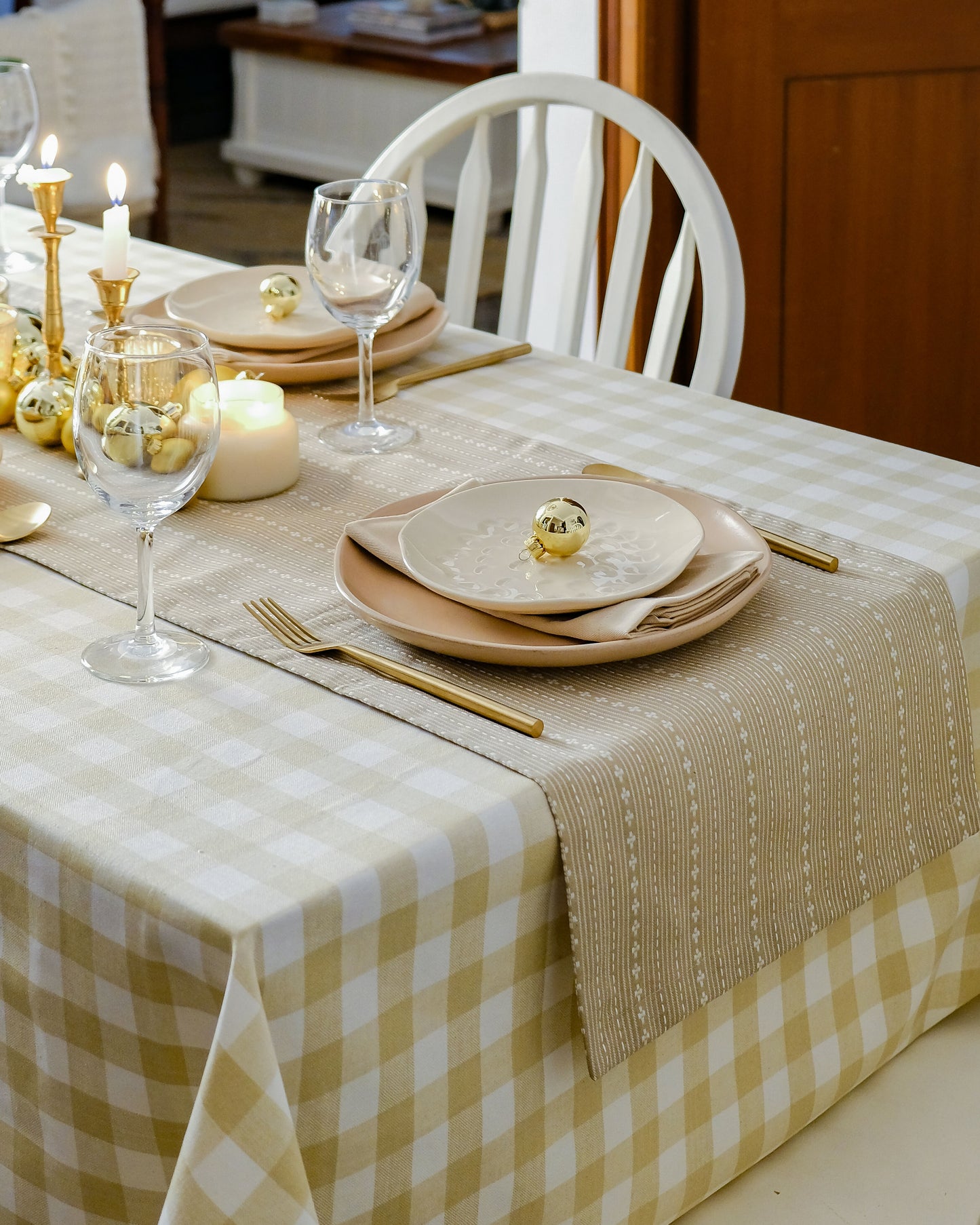 Beige Gingham Checks Wipeable & Anti-slip Tablecover - RECTANGLE