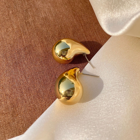 Tear Drop Earrings (Golden)