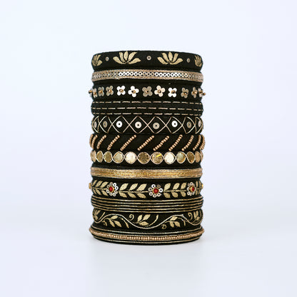 Nisha Black & Gold Bangle Set