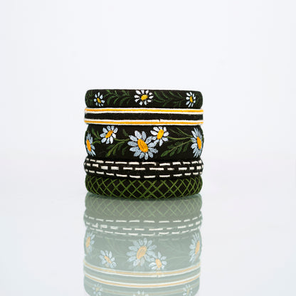 Teysi Black and White Daisy Flower Design Handmade Bangles