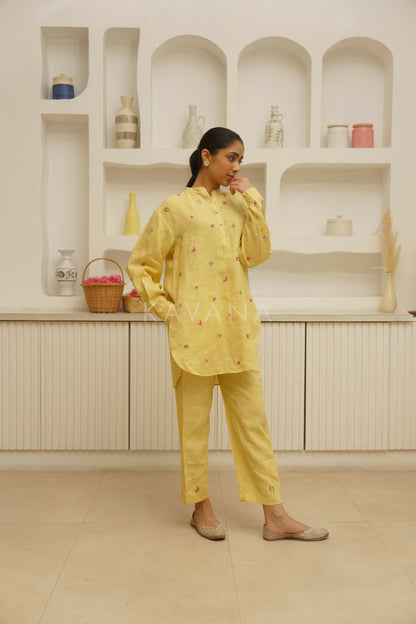 Amra Kurta Set