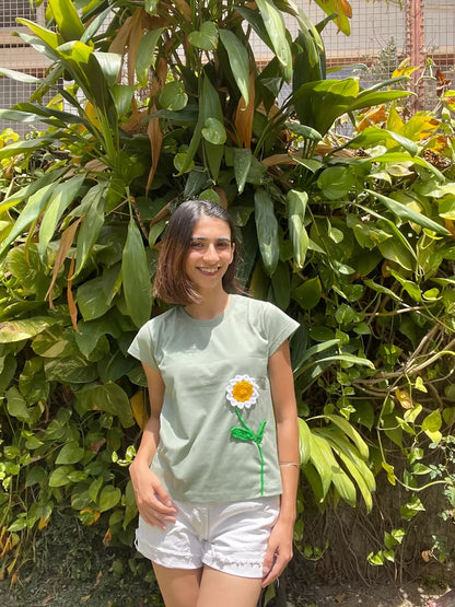 Daisy Olive T-Shirt