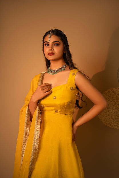 Yellow Swirl Embroidered Kurta Set