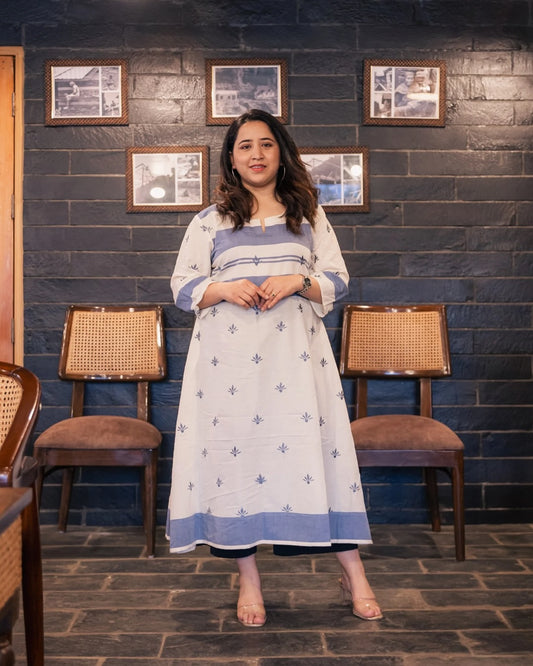 Saiya Handloom Embroidered A-line Kurta