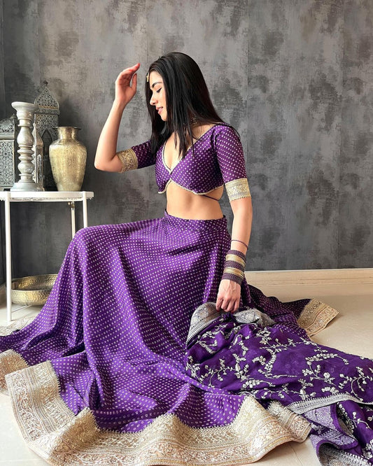 Bandhej Lehenga with Zari Dupatta