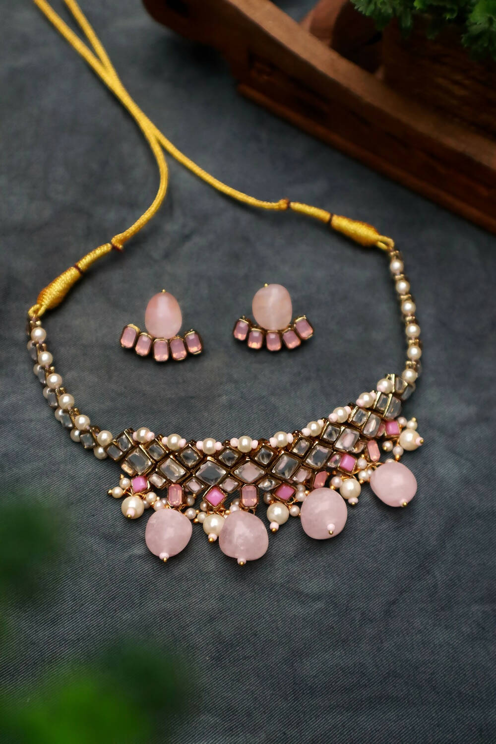 Rose Quartz Kundan and Pearl Choker Necklace Set