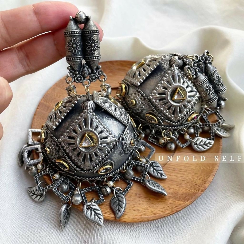 Mansha Silver Oxide Jhumka