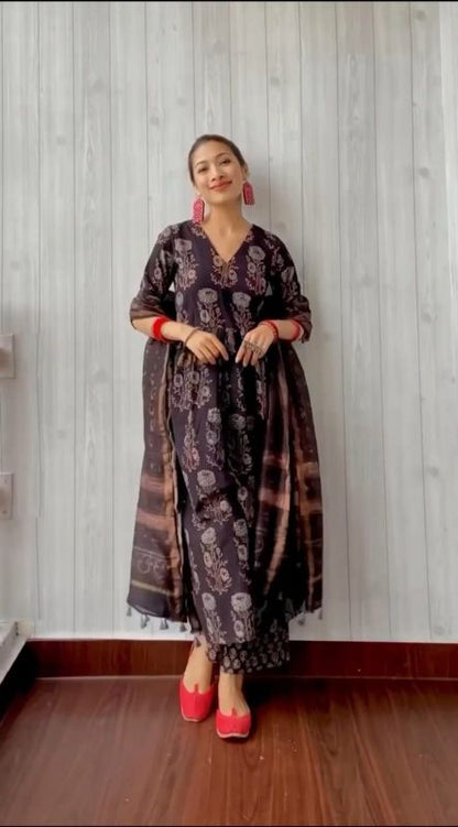 Mannat Black Ajrakh Chanderi Silk Dupatta