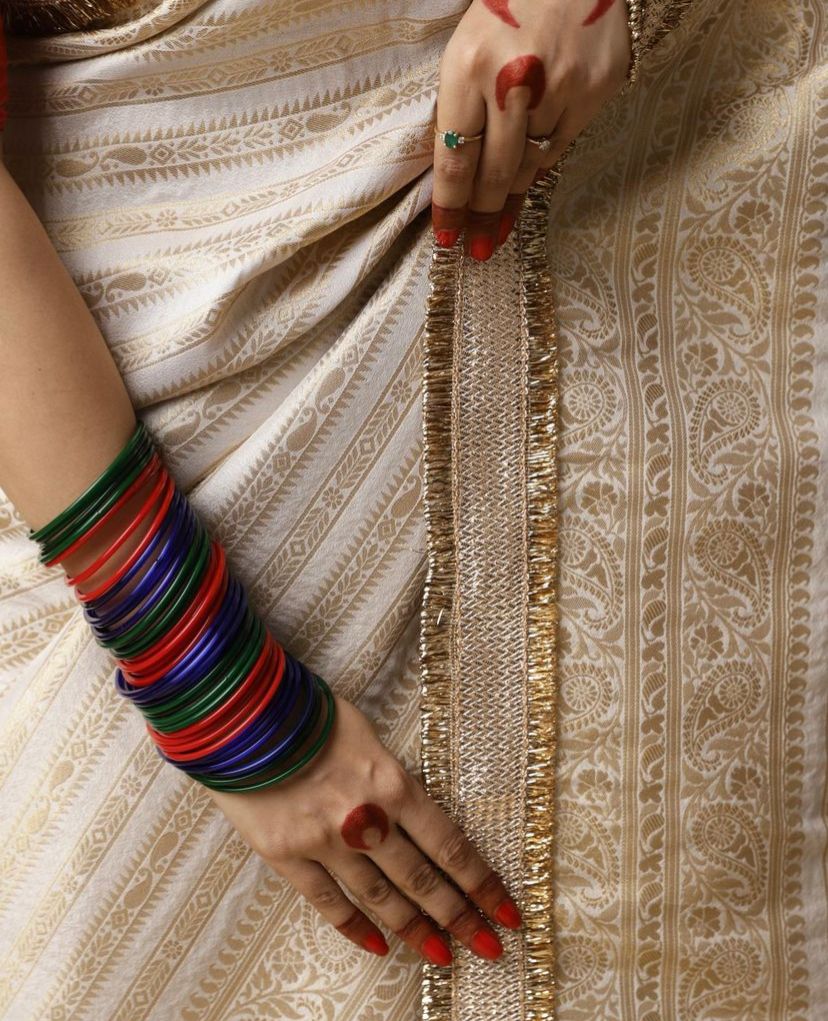 Oﬀ White Aayat Saree