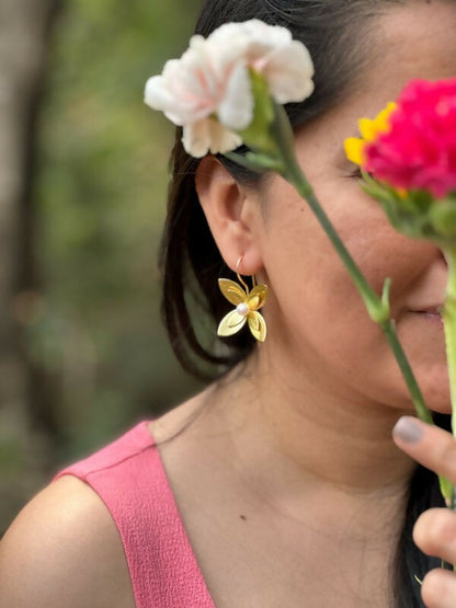 Jashn Floral Slider Earrings