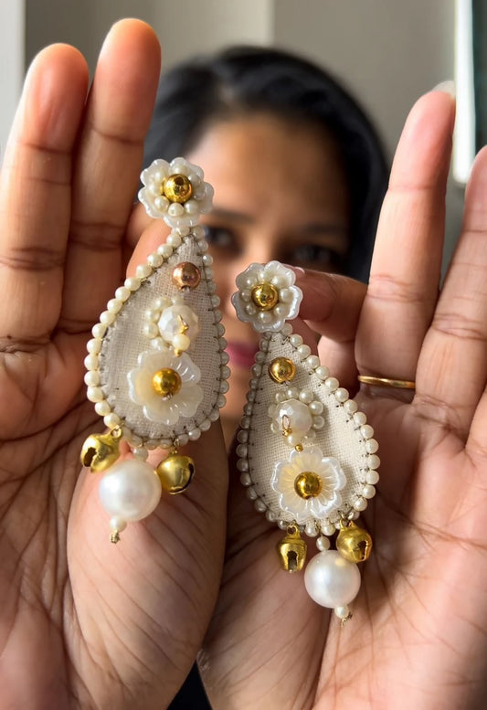 kihoyivoryteardropearrings1