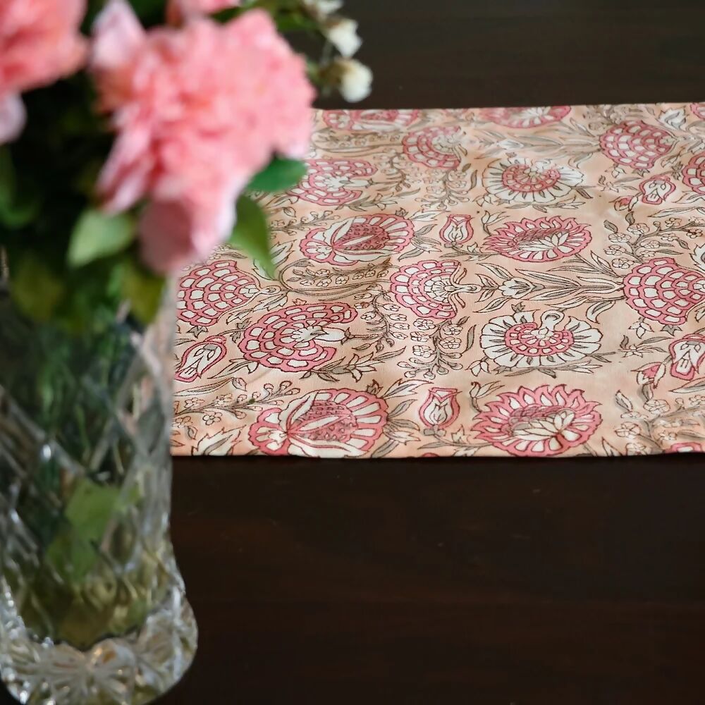 Blushing Meadows Wipeable & Anti-skid Table Runner