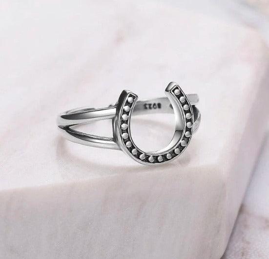 Clara Silver Ring