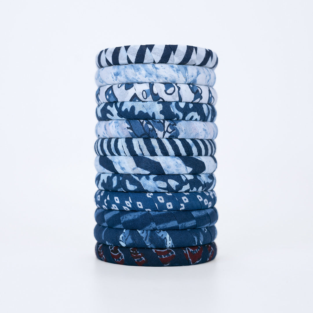 Nadi A Indigo & White Bangle Set