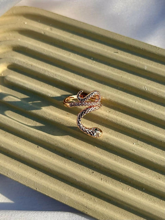 Serpent Twisted Ring Adjustable