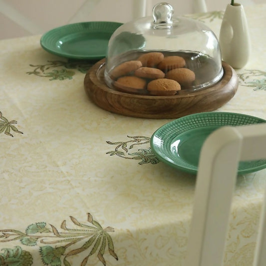 Whispering Willow Wipeable & Anti-slip Tablecover