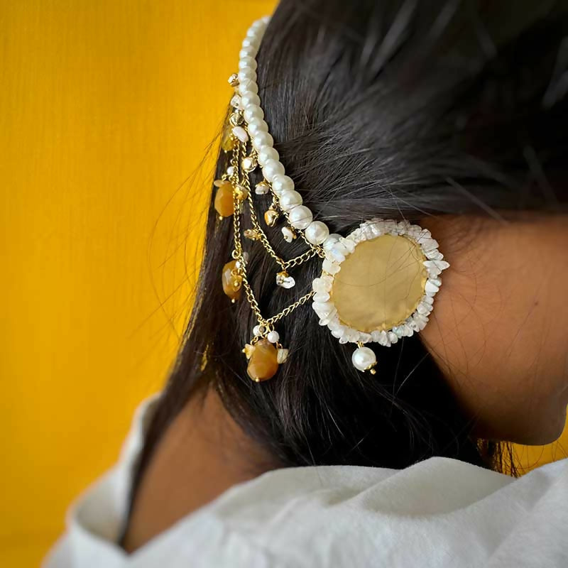 Chand Aur Phool White Stones Earrings Set