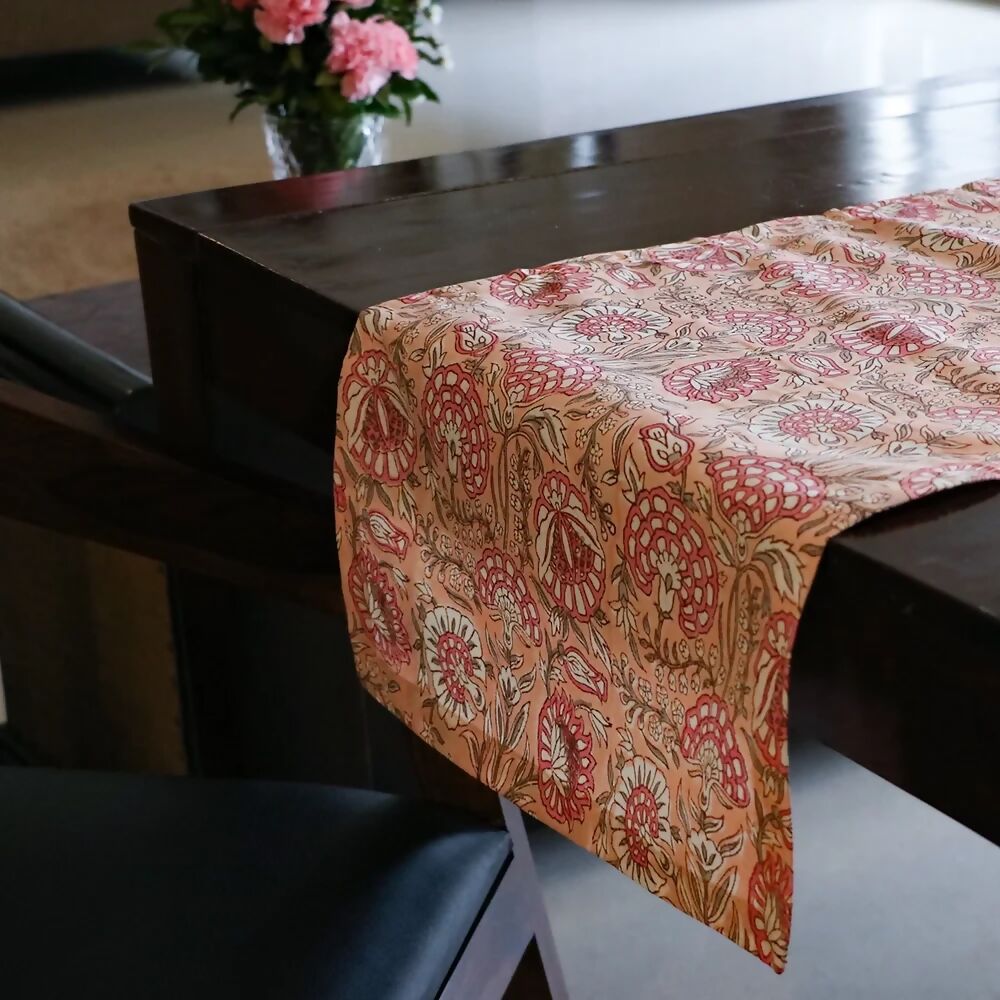 Blushing Meadows Wipeable & Anti-skid Table Runner