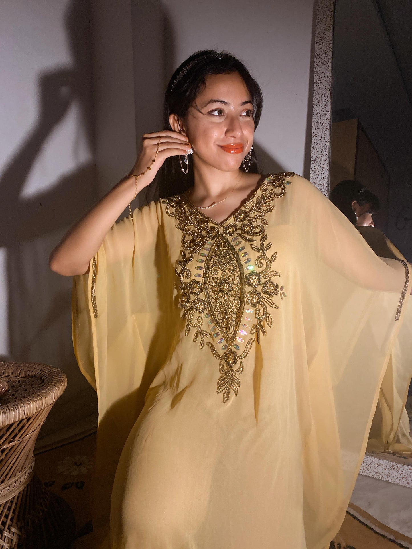 Mahnoor Short Kaftan with Golden Embroidery