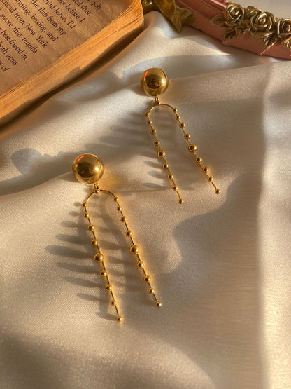 That Minimal Girlie Danglers