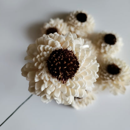 White Wedding Bunch (40 Flowers, Wire Stem included)