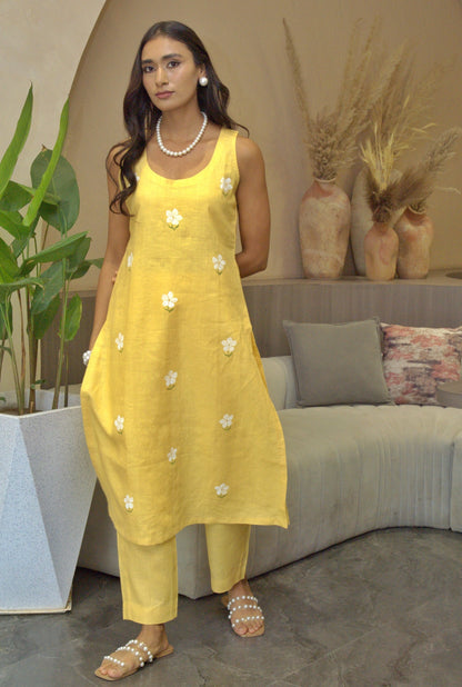 Handpainted Flora Kurta Set in Yellow