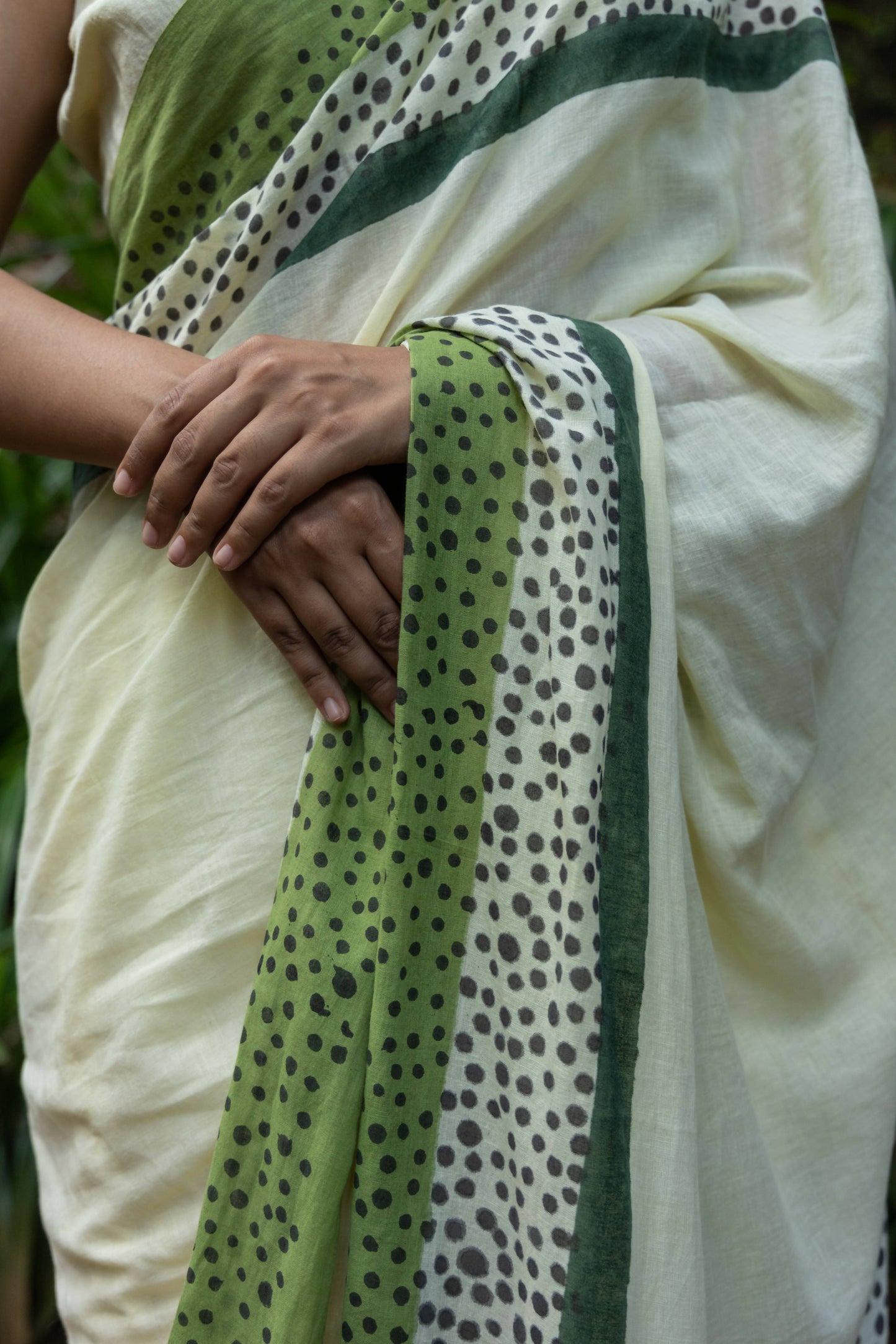 Miri Mul Cotton Green Saree