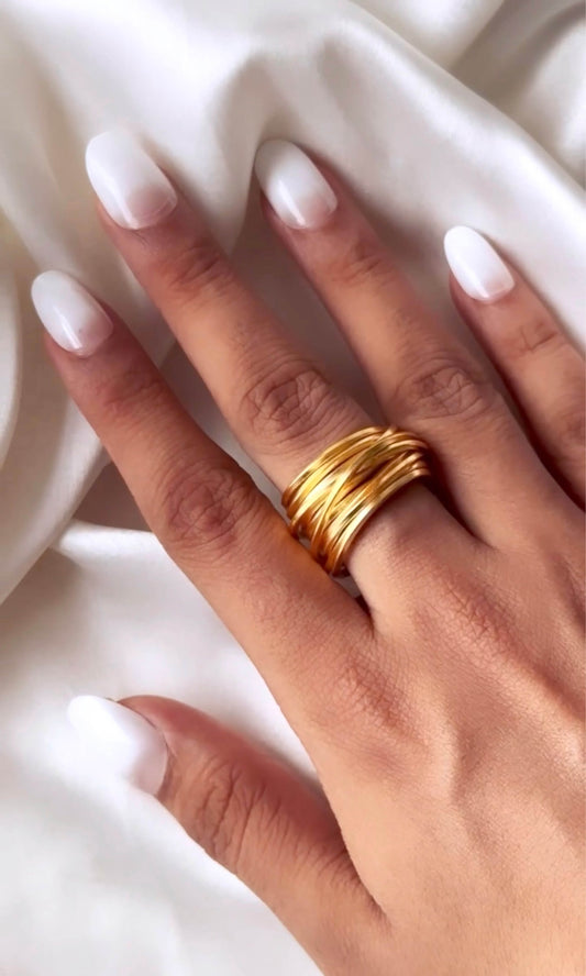 Wired Ring - Golden