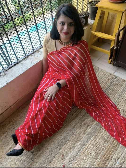 Red White Chiffon Lehriya Saree