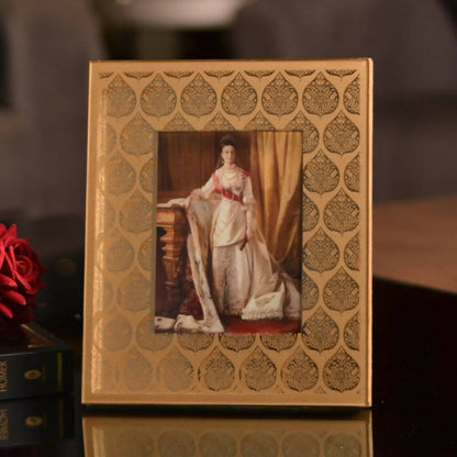 Royal Photo Frame- Gold