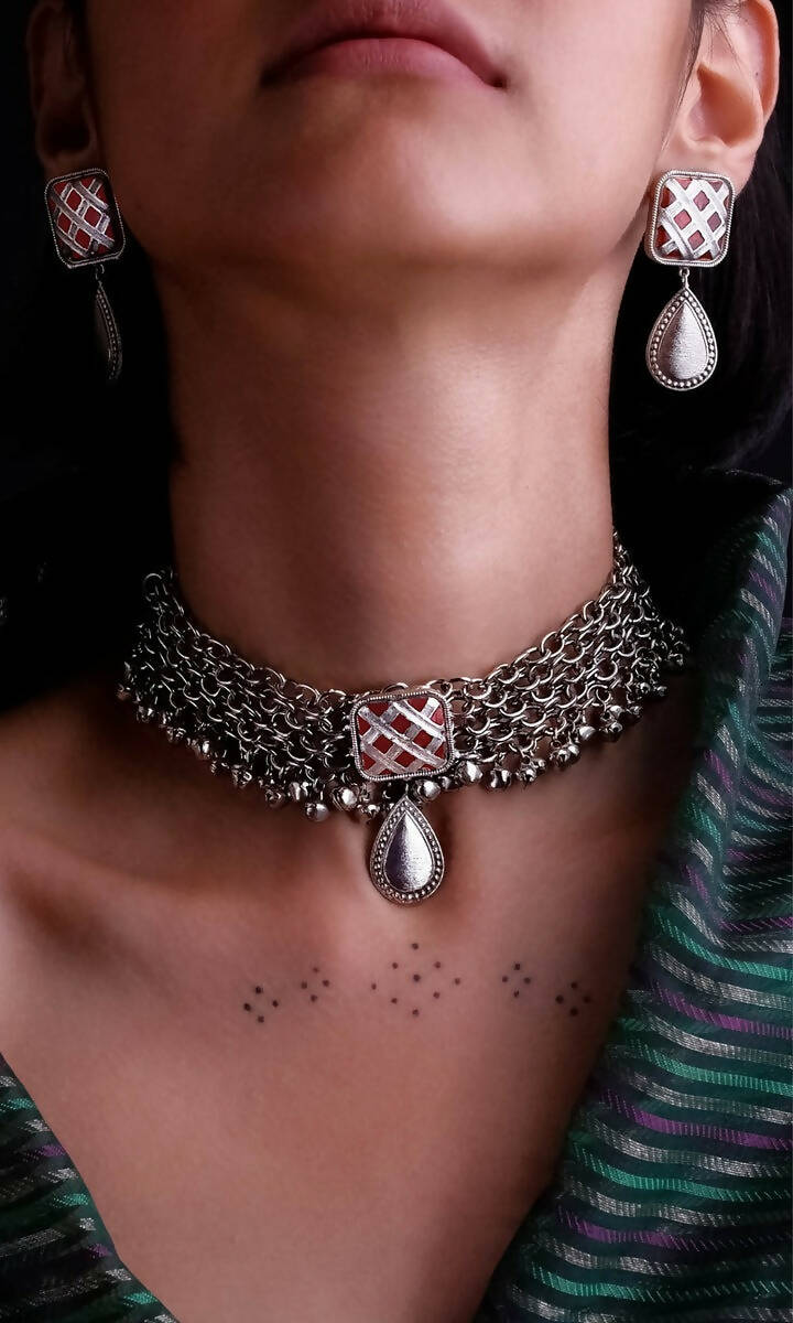 Roop Choker