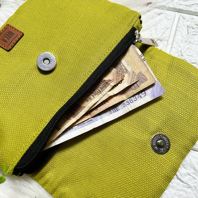 Nakashi Green Wallet