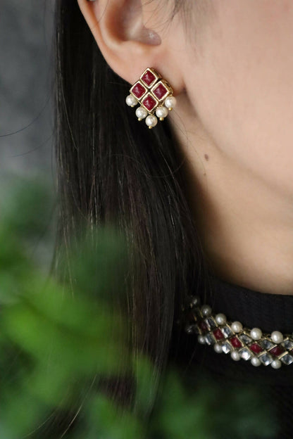 Geo Kundan and Stone Choker Necklace Set