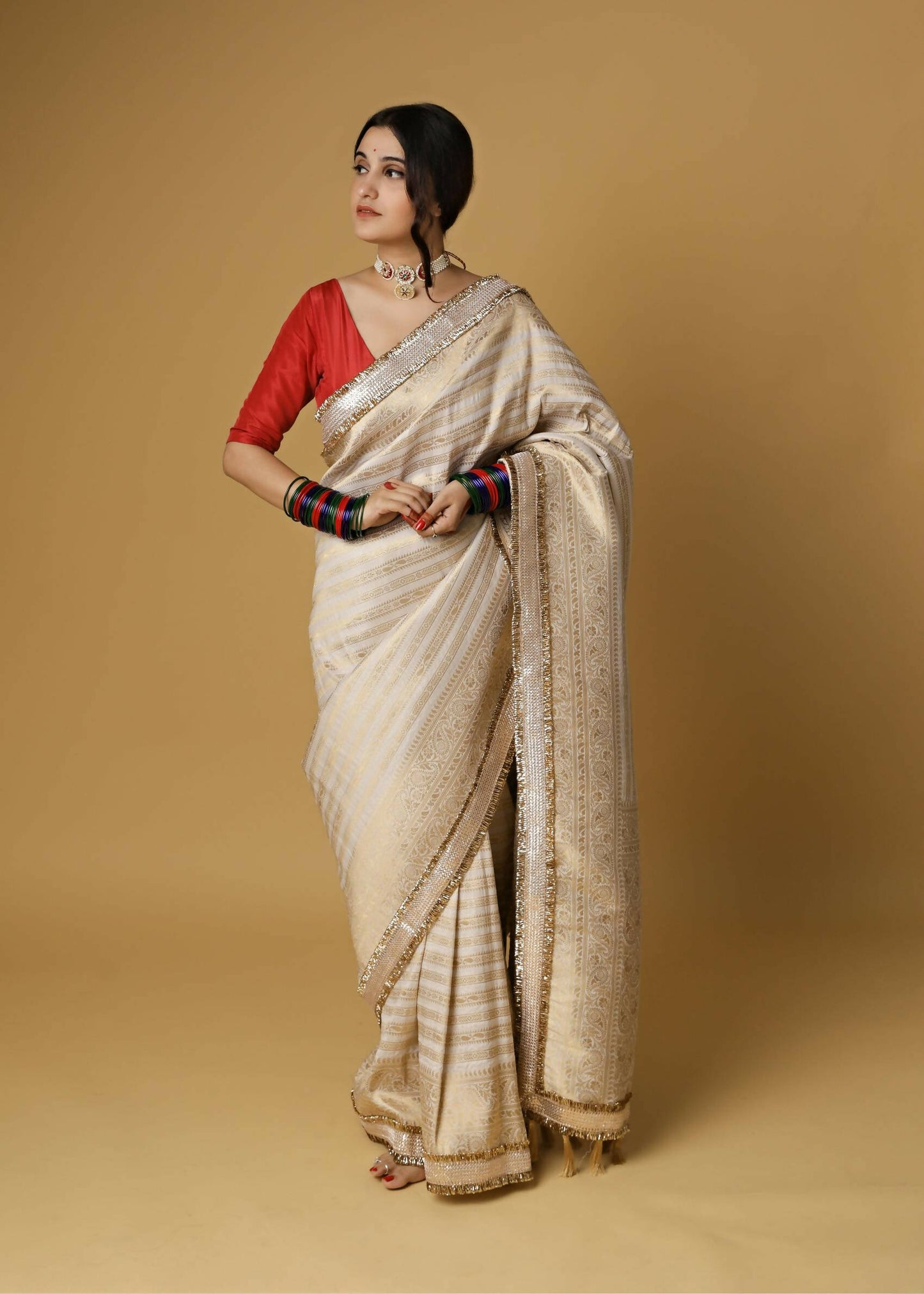 Oﬀ White Aayat Saree