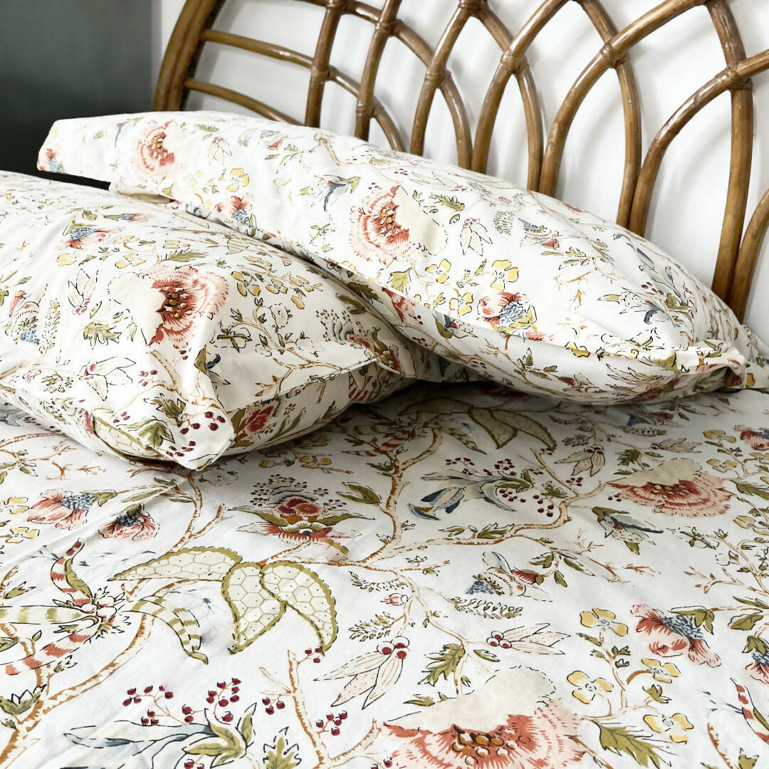 Enchanted Garden All over Printed King Sized Bedsheet Set