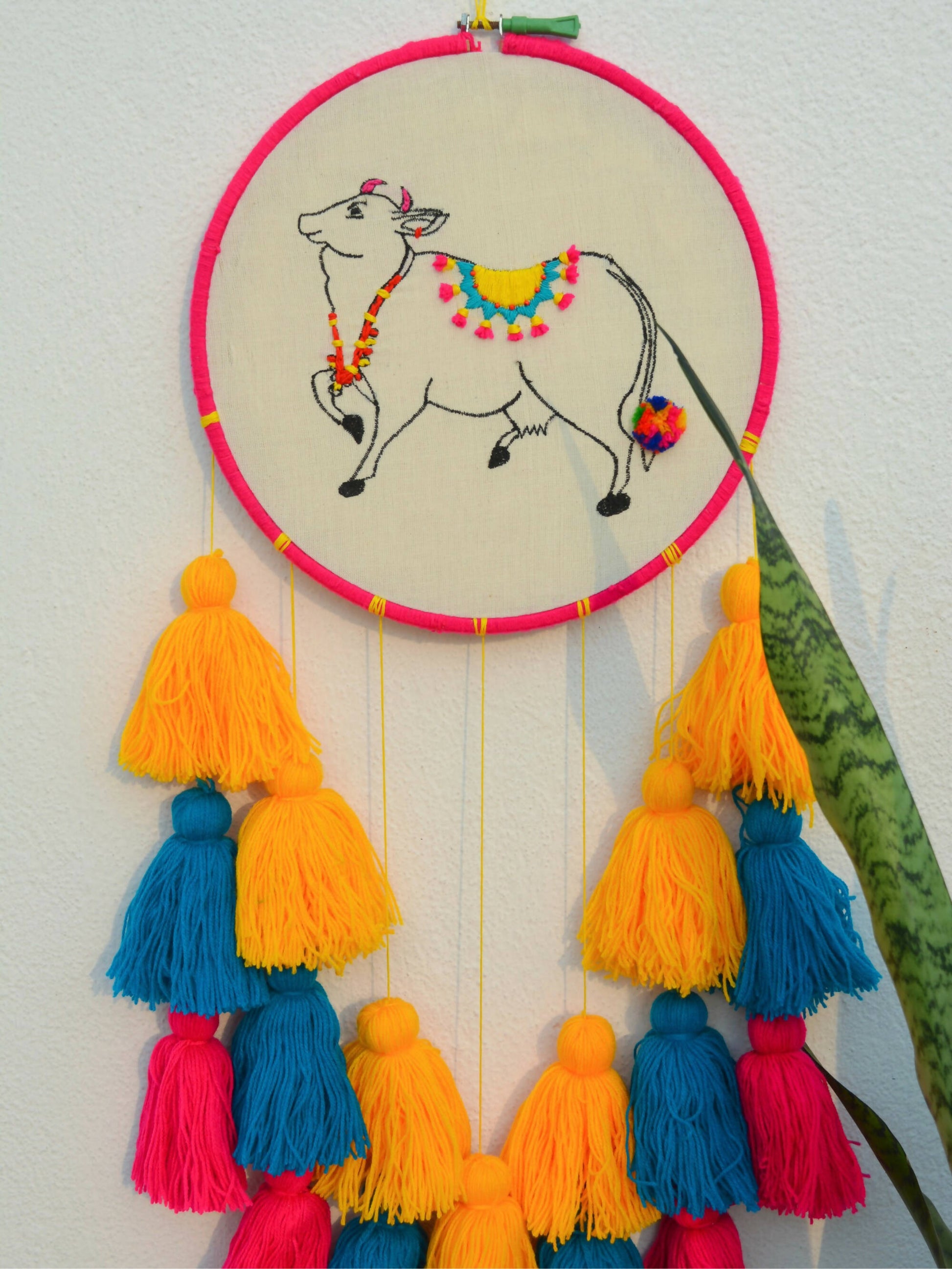 Pichwai Cow Dreamcatcher – Local Nation