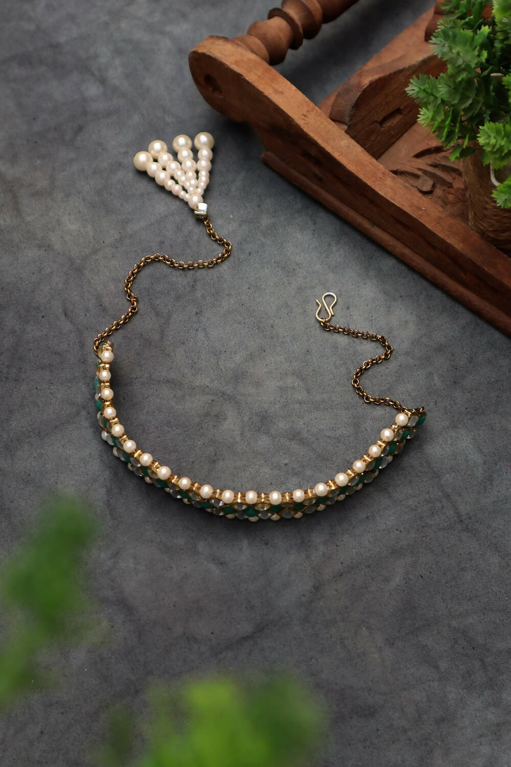 Geo Kundan and Stone Choker Necklace