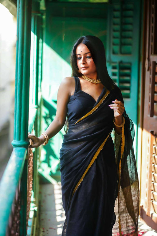 Retro Black Saree