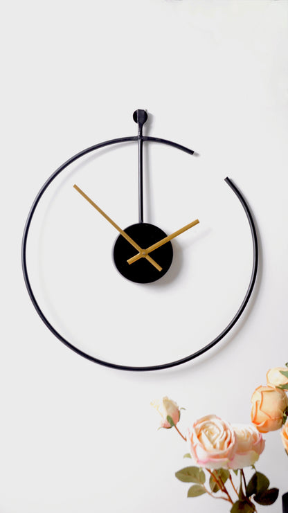 Single Cut Wall Clock