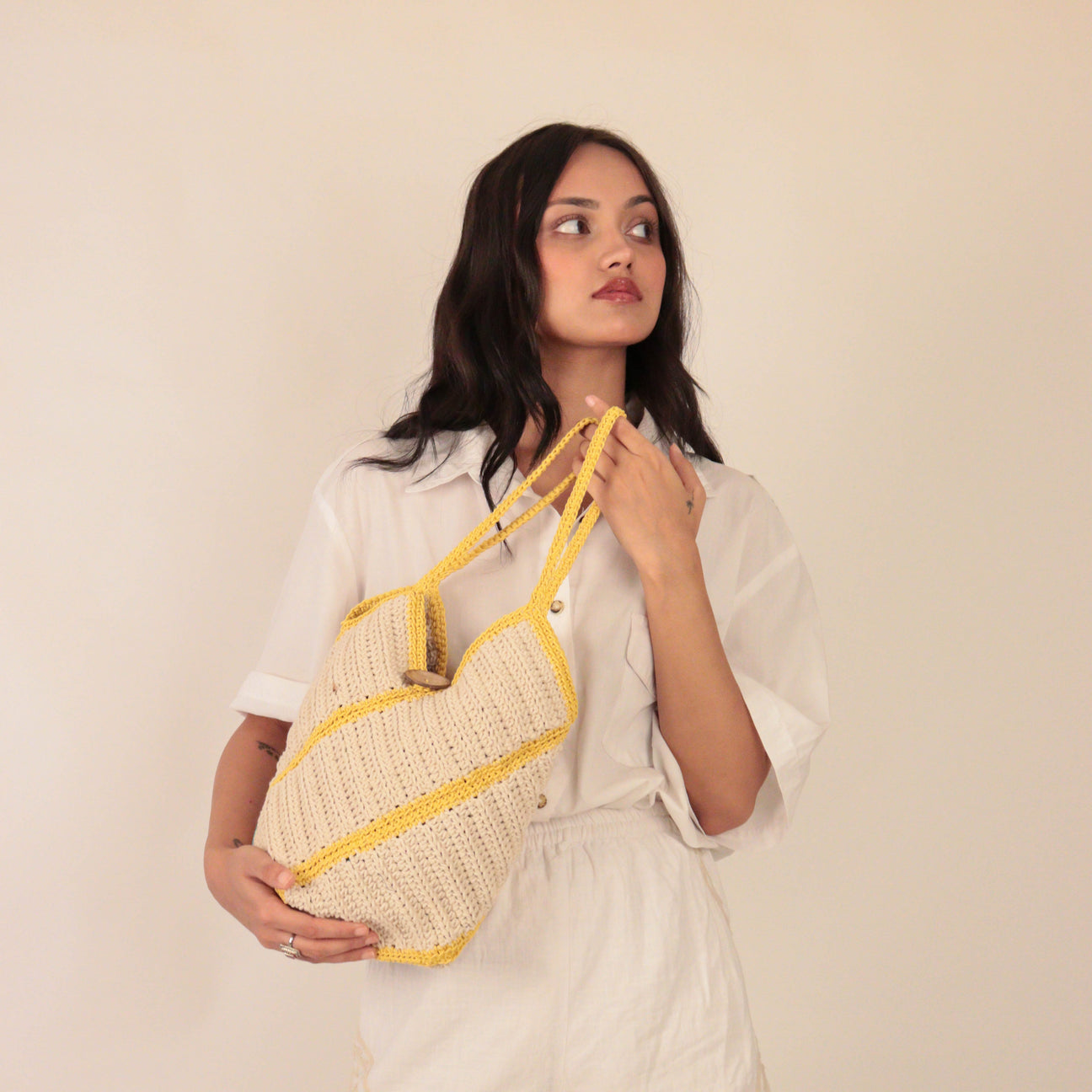 White crochet bucket Bag