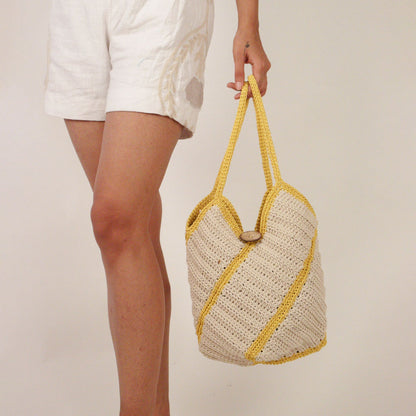 White crochet bucket Bag