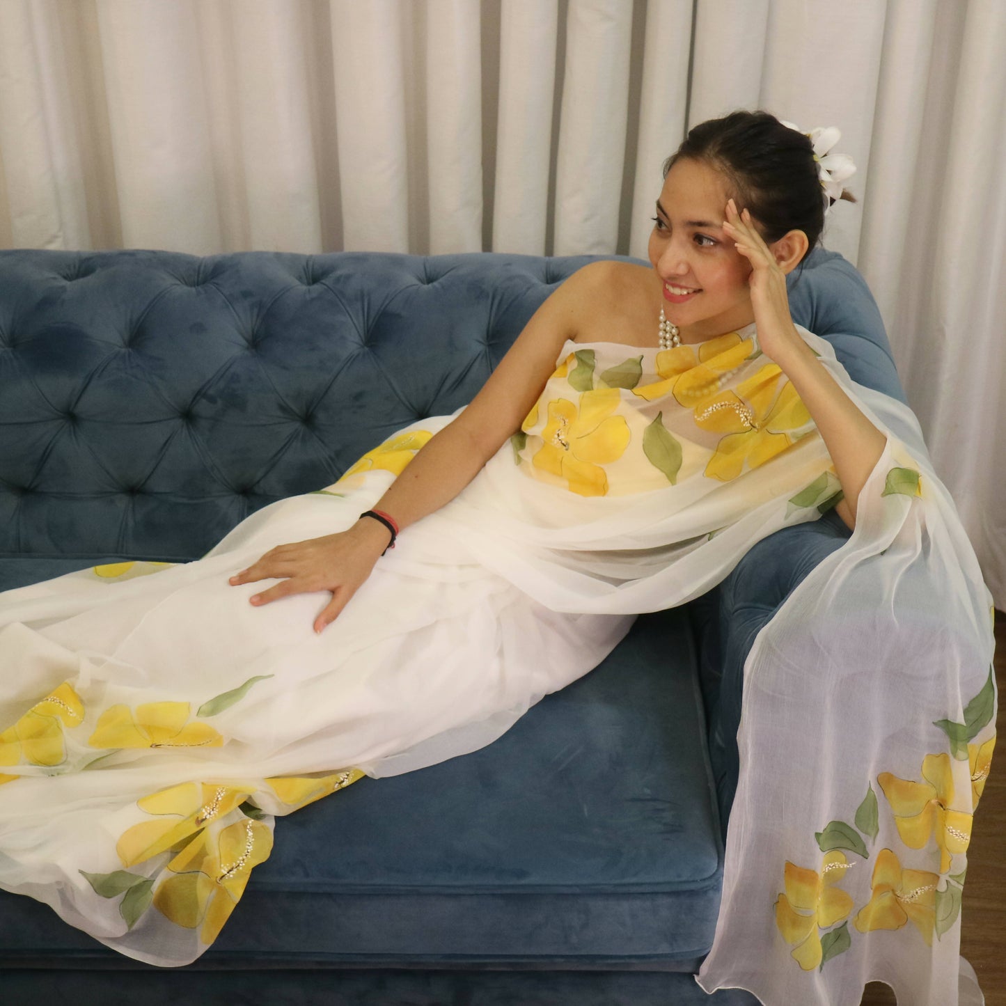 Hibiscus Chiffon Saree In White Base