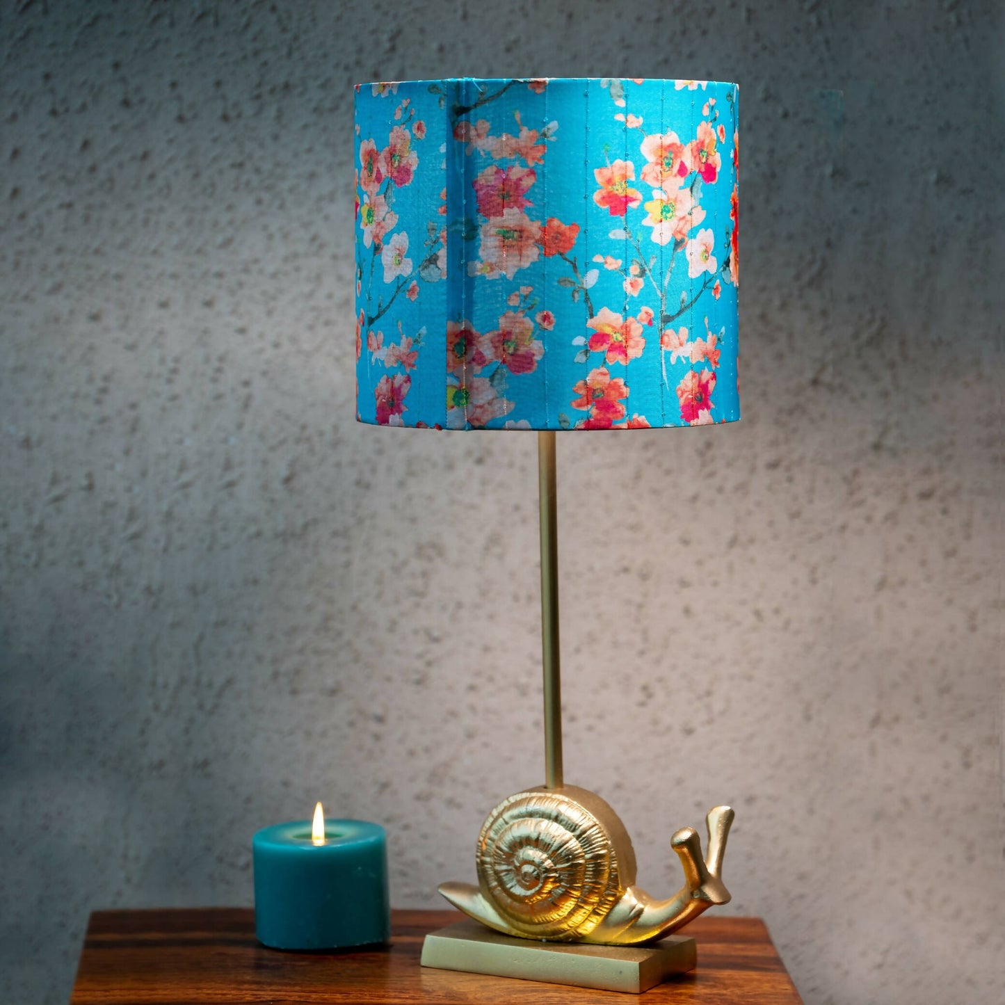 The Snail Lamp (Floral Cyan)