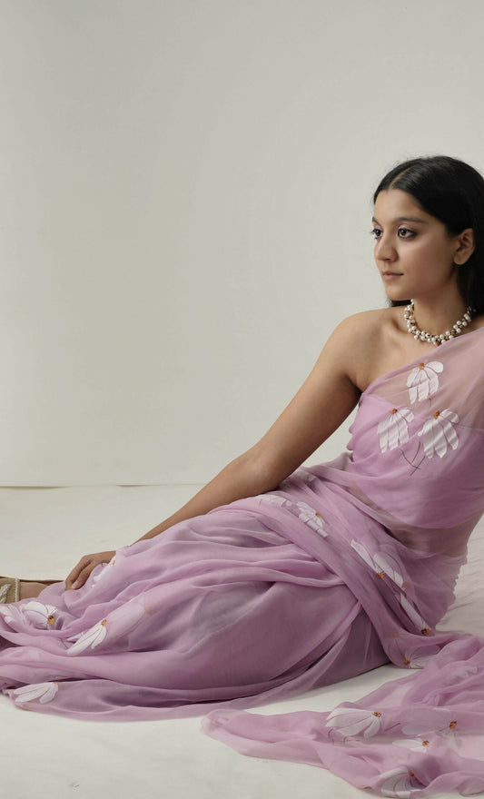 Half-Daisies Chiffon Saree In Lilac