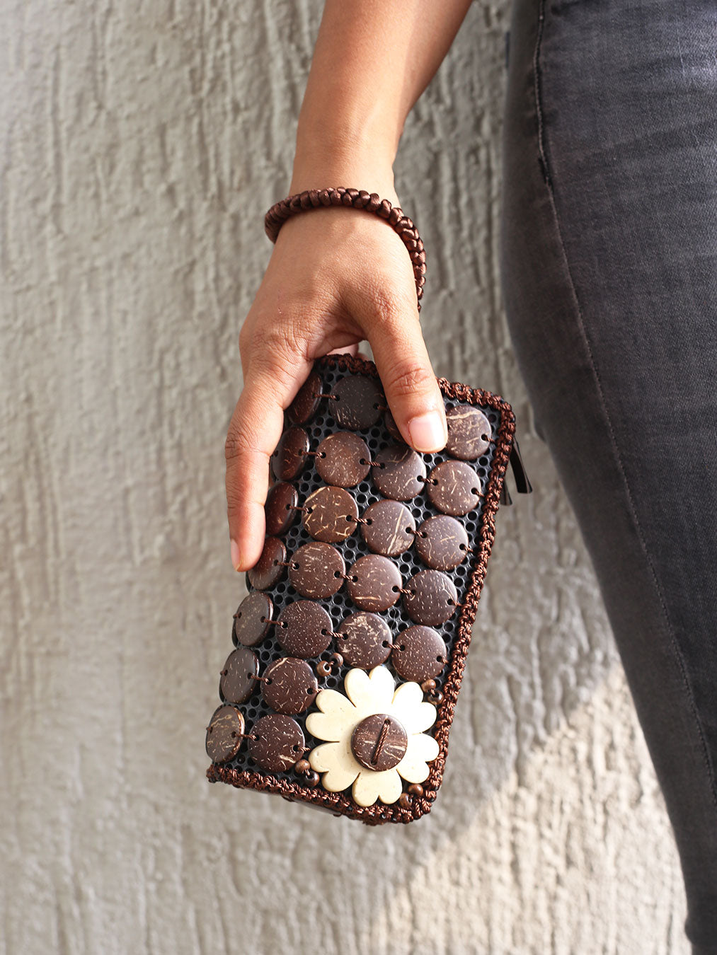 New Style Coconut Shell Flower Fashion Shoulder Bag - Sellersunion Online