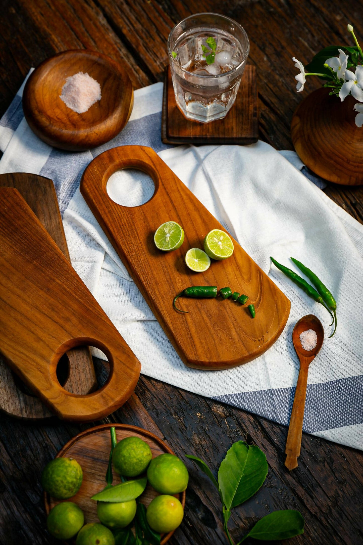 Solid Teak Wood Chopping Board/Serving Board Paddle Board