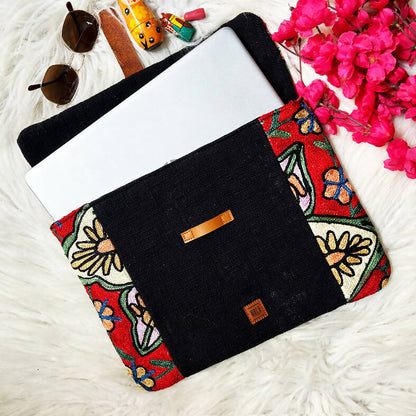 Tulip Black Laptop Sleeves