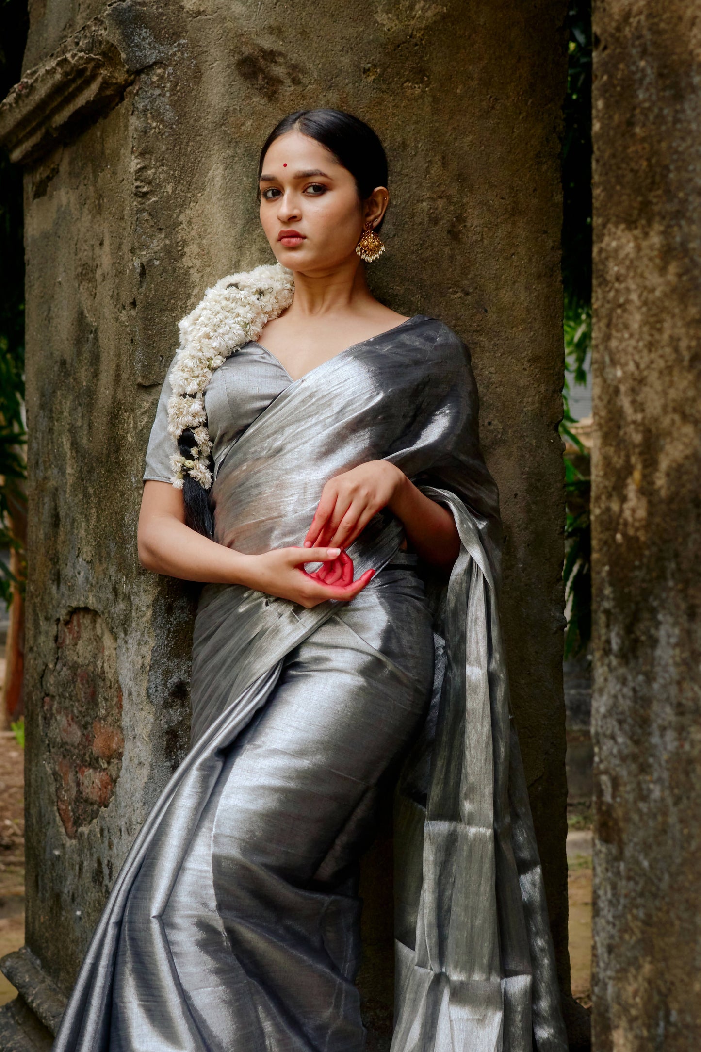 Ardhachandra Solid Silver Handloom Tissue Saree