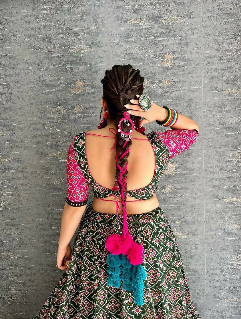 40+ Stunning Backless Blouse Designs That Wowed Us! | Fashionable saree  blouse designs, Backless blouse, Backless blouse designs